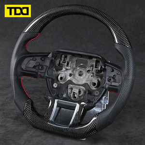 Volante de Fibra de Carbono Real TDD Compatible con Range Rover Evoque - Product Image 5
