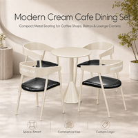 Solution d'ameublement de café Space-Smart avec 4 chaises en métal crème et table ronde sur piétement pour bistrots, cafés et coins lounge