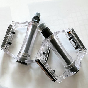 Pédales de vélo VTT en polycarbonate avec roulements étanches antidérapantes transparentes noires rouges bleues - Product Image 1