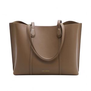 กระเป๋าโท้ทหนังวัวแท้คุณภาพพรีเมียมขนาดใหญ่แบบใหม่สั่งทำขายส่ง กระเป๋าถือสำหรับผู้หญิง ดีไซน์หรูหรา เหมาะสำหรับงานทางการ สำนักงาน หรือใช้ในชีวิตประจำวัน พร้อมซิปปิด - Product Image 2