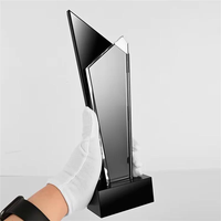 Forme de couteau personnalisée en cristal Trophée étoile de cristal d'affaires Récompenses Support en marbre Trophée de verre en cristal Récompenses