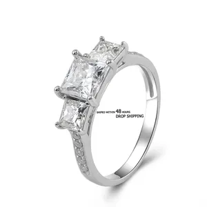 Grosir cincin mewah Moissanite perhiasan wanita cincin pernikahan potongan putri tiga batu cincin pertunangan 925 berlapis perak