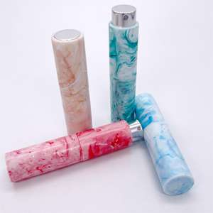 Botella de Perfume Portátil de Alta Calidad de 10 ml, Mini Botella de Viaje con Diseño de Mármol, Recargable, con Atomizador de Rosca - Product Image 6