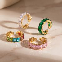Bague en acier inoxydable avec zircon carré, design tendance pour femmes, or 18 carats, bijoux polyvalents de luxe léger, vente en gros