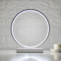 Lampe de table LED scandinave moderne pour chambre chevet veilleuse atmosphère circulaire créative bureau décoratif métal E26 pour