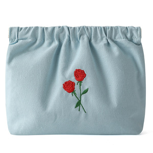 <span class=keywords><strong>BRM</strong></span> 2025 Jahre Neue Leinwand Bestickte Blumen Tragbare Kosmetiktasche Großhandel <span class=keywords><strong>Mini</strong></span>-Kosmetiktasche - Product Image 6