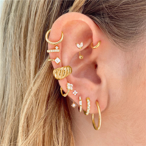 ROXI Pendientes de Cartílago con Zirconia en Forma de Rombo, Oro de 18k y Plata de Ley 925 para Mujer - Product Image 6