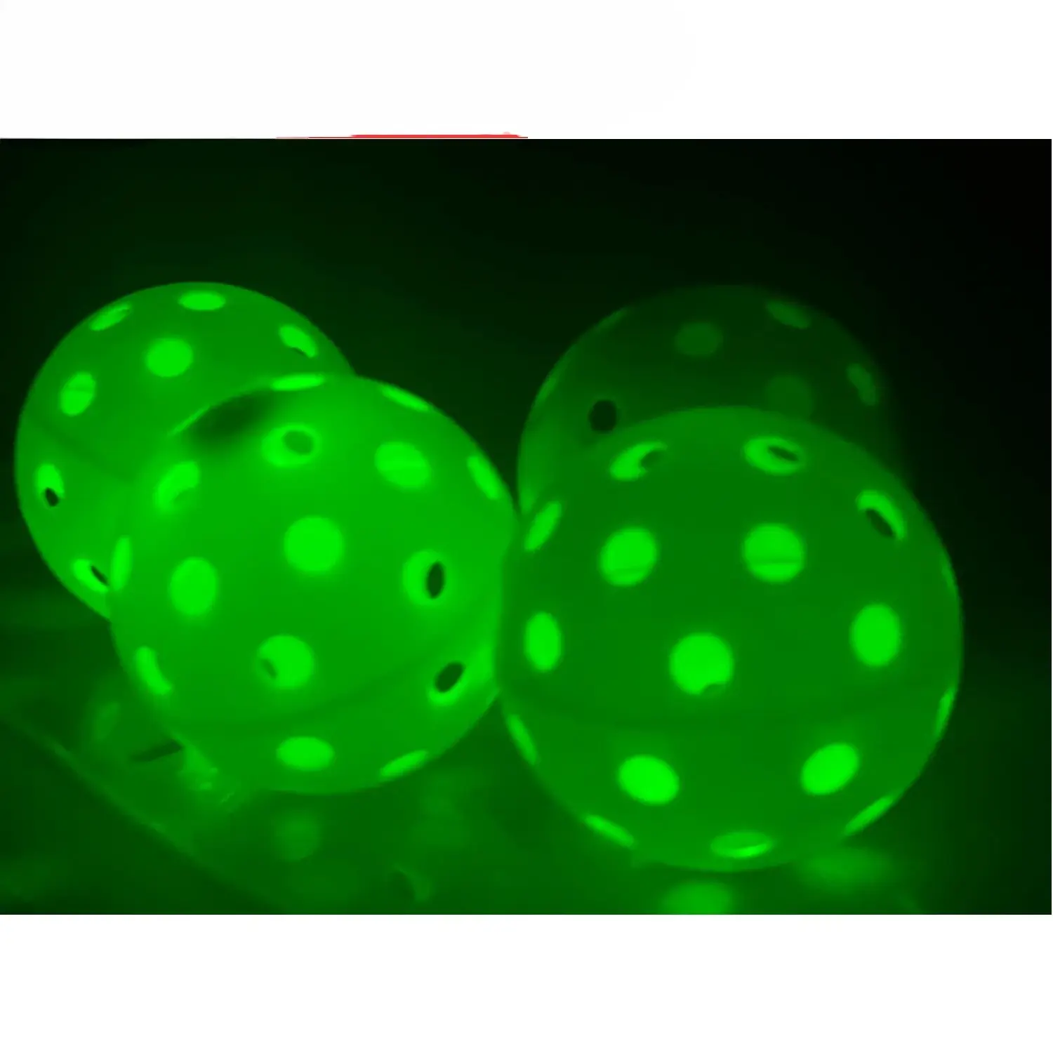 New LED Glowing Pickleball Green 40 Holes TPE Electronic Night Glow Pickleball Factory Hot Selling Pickleball Durable Outdoor