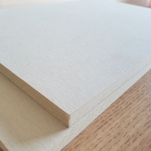 Feuille de plastique rigide blanche en PVC / panneau en mousse WPC / feuille pour armoires de cuisine, salle de bain, panneaux muraux, plafond - Product Image 2