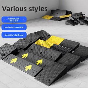 Rampa de Entrada Segura, Reforzada con PVC y Metal, Reductor de Velocidad Ecológico, Diseño de Dientes Dentados, 25-45 mph, Instalación Fija - Product Image 4