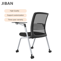 Chaise de formation moderne en maille avec tablette d'écriture, base pivotante, design pliable - Personnalisable pour les salles de formation, les hôpitaux et les écoles