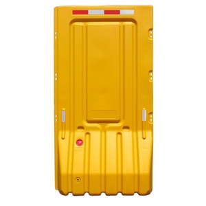 Barrière de contrôle des foules en HDPE, remplie d'eau, flexible, réfléchissante prismatique haute intensité, protection IP65, signalisation de sécurité routière - Product Image 2