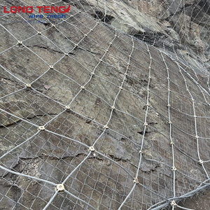 Filet <span class=keywords><strong>de</strong></span> protection en treillis métallique galvanisé tissé pour la prévention des chutes <span class=keywords><strong>de</strong></span> pierres, avec fonctions <span class=keywords><strong>de</strong></span> pliage et <span class=keywords><strong>de</strong></span> découpe - Product Image 2