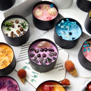 Vela de aromaterapia de cera de soja ecológica de 8 oz, piedra de cristal hecha a mano, flores secas, latas modernas, velas de Chakra para cumpleaños - Product Image 3