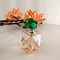 Mini bouteilles d'huile de parfum en verre blanc champagne clair arabe moderne avec géode en pierre d'agate décoration de maison de luxe en cristal de guérison
