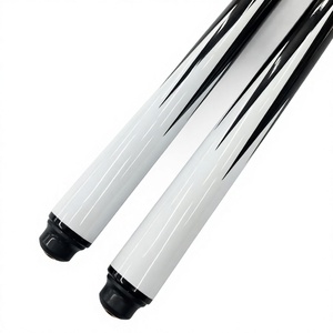 Taco de billar de fibra de carbono de 2 piezas con junta central de rayas blancas y negras y punta de 13 mm - Product Image 4