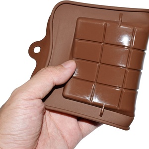 Moules en silicone antiadhésifs 3D de qualité alimentaire TangChu pour chocolat, bonbons gélifiés et pâtisserie - Product Image 4