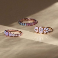 Bague Papillon LYBURCHI en Alliage de Laiton Plaqué Or 14K/18K avec Pierres CZ Scintillantes et Opale Rose Arc-en-ciel, Bijou Tendance d'Inspiration Vintage