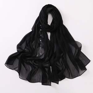 Hijab Decorato con Farfalle e Perle, Sciarpa Araba per Donne del Medio Oriente, Khimar Musulmano alla Moda Malese - Product Image 5