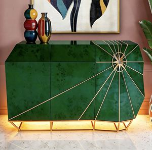 Buffet <span class=keywords><strong>de</strong></span> rangement en bois haut <span class=keywords><strong>de</strong></span> gamme avec incrustation étoile boussole dorée pour salle à manger et salon <span class=keywords><strong>de</strong></span> villa – Meuble <span class=keywords><strong>de</strong></span> luxe moderne - Product Image 1