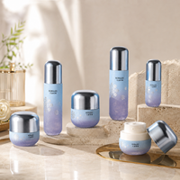 Ensemble de flacons et pots cosmétiques en verre bleu dégradé avec logo personnalisé, 50g 100g 30ml 100ml 120ml, emballage de soins de la peau avec bouchon en plastique de luxe