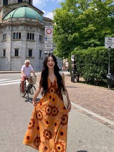 <span class=keywords><strong>Robe</strong></span> midi bohème à imprimé floral orange - <span class=keywords><strong>Robe</strong></span> longue sans manches à bretelles spaghetti et col en V pour le style urbain estival et les vacances - Product Image 2