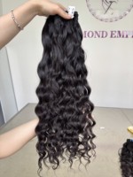 Lot de Cheveux Humains Bouclés Indiens en Gros – Sans Chute, Sans Nœuds – Cheveux Humains Vierges Bruts pour Femme