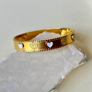 Custom Shell Color Clover Leaf 18K Gold Plated <strong>Stainless</strong> <strong>Steel</strong> <strong>Jewelry</strong> Cuff Bangle for Girl - Product Image 5