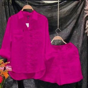 Ensemble deux pièces pour femmes, chemise à manches longues en coton et lin de couleur unie, avec short court, pour l'été - Product Image 1