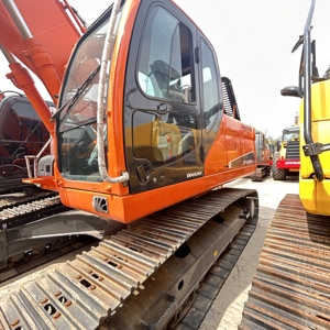 Excavadora de Orugas Usada de Primera Calidad Doosan DX225LC-9S, Cucharón de 1.1m, Motor y Bomba de 120KW en Buen Estado de Funcionamiento, en Oferta - Product Image 3
