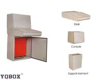 Bureau de contrôle électrique avec boîte de contrôle de type
