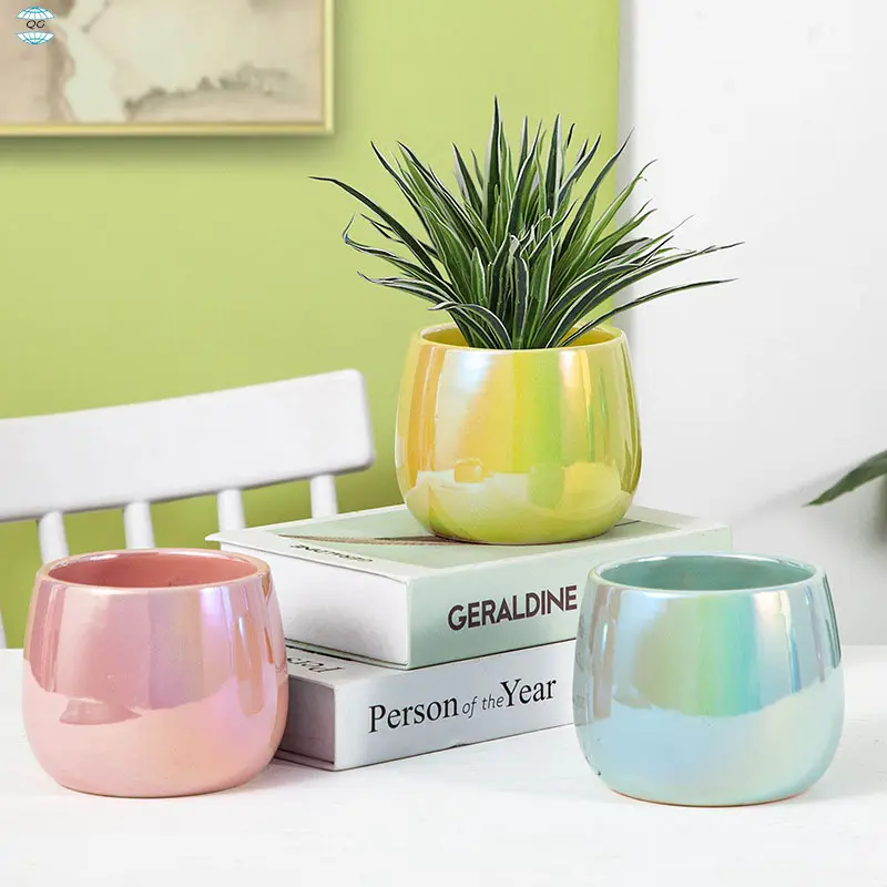 2023 nouveau Design Pot en céramique Style moderne maison et bureau petits pots de fleurs colorés pour la vente au détail