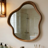 Grand miroir mural de salle de bain de style nordique crème, irrégulier, en bois de noyer, pour la décoration intérieure