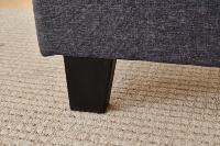Lit de style européen moderne avec cadre en bois massif et tête de lit en tissu, disponible en tailles Queen et King, pour chambre à coucher