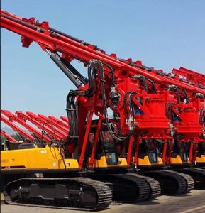 Foreuse rotative hydraulique efficace SR140C10 avec une force de compression de 120 kN pour les opérations de forage de roche - Product Image 4