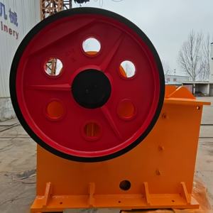 Công Suất Lớn <span class=keywords><strong>50</strong></span> <span class=keywords><strong>100tph</strong></span> Pe500x750 Pe600x900 Mô Hình Tiểu Hàm Máy Nghiền Cho Basalt Dolomite Thạch Anh Nghiền Trong Kenya Sudan Zimbabwe - Product Image 4