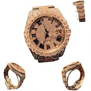 Montre de luxe pour homme en or blanc glacé avec moissanite et acier inoxydable, cadran en verre, boîtier rond, étanche 10 bars, bracelet à fermoir - Product Image 1