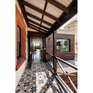 Villa de estructura de acero ligero de diseño contemporáneo para residencia privada - Product Image 2