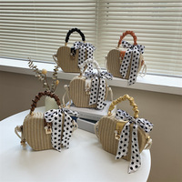 Sacs à main tissés tendance pour femmes, petits sacs à main en paille motif pomme, sacs mignons pour filles, sacs à main avec foulard pour femme