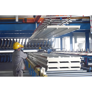 Panel sándwich <span class=keywords><strong>de</strong></span> PU tallado en metal, paneles <span class=keywords><strong>de</strong></span> revestimiento, paneles <span class=keywords><strong>de</strong></span> espuma <span class=keywords><strong>de</strong></span> poliuretano decorativos y aislados <span class=keywords><strong>de</strong></span> pared exterior con aislamiento - Product Image 1