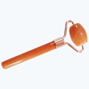 Rouleau de jade mini en aventurine rouge pour le soin des yeux, anti-gonflement et rafraîchissant - Product Image 3