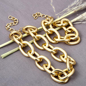 قلادة خانقة ضخمة مطلية بالذهب بتصميم معدني ثقيل ومبالغ فيه للنساء، مجوهرات أنيقة للنوادي الليلية - Product Image 6