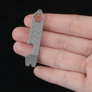 Barra de palanca EDC de aleación de titanio, herramienta múltiple, <span class=keywords><strong>Mini</strong></span> palanca, herramienta EDC portátil multifuncional, abrebotellas, herramienta de emergencia para exteriores - Product Image 4