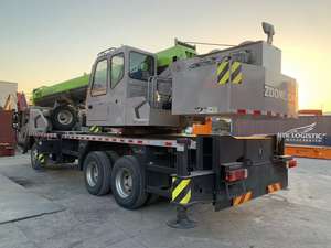 Grúa sobre Camión ZOOMLION de 25 Toneladas ZTC250A562 en Venta en Uzbekistán - Product Image 6