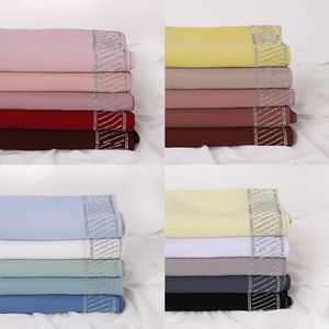 Hiyab Largo <span class=keywords><strong>de</strong></span> Chifón Sólido con Borde Cuadrado y Pedrería Premium, Pañuelo para la Cabeza, Bufanda, Chal para Mujer - Product Image 3