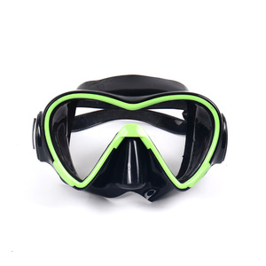 Wholesale Anti Fog <strong>Low</strong> <strong>Volume</strong> Dive Snorkeling <strong>Mask</strong> and <strong>Snorkel</strong> <strong>Set</strong> for Adults - Product Image 4