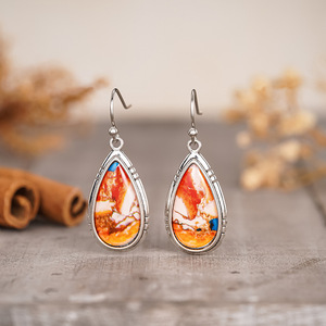 Orecchini Pendenti con Motivi Vintage per Donne, Eleganti Gioielli alla Moda per Feste e Vacanze - Product Image 2