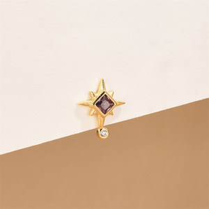 ต่างหูเงินแท้ S925 รูปดาวแปดแฉก ดีไซน์เก๋สำหรับผู้ชายและผู้หญิง - Product Image 2