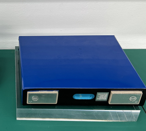 Lfp 40ah 3,2 V alta tasa de descarga Lifepo4 batería 3,2 V Lifepo4 batería 6C <span class=keywords><strong>10c</strong></span> batería de alta tasa - Product Image 2