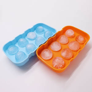 Moule à glace en silicone 8 cavités pour pucks de hockey, recommandé par l'usine, de qualité alimentaire, auto-scellant et facile à démouler, pour l'export. - Product Image 4